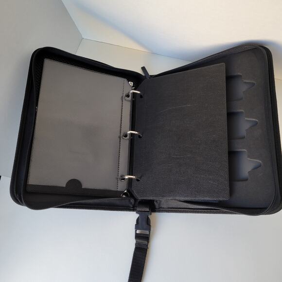 Vtg RARE PlayStation 2/PS2 Game Storage Case Binder, 12 Games, 3 Memory Cards - Picture 5 of 9